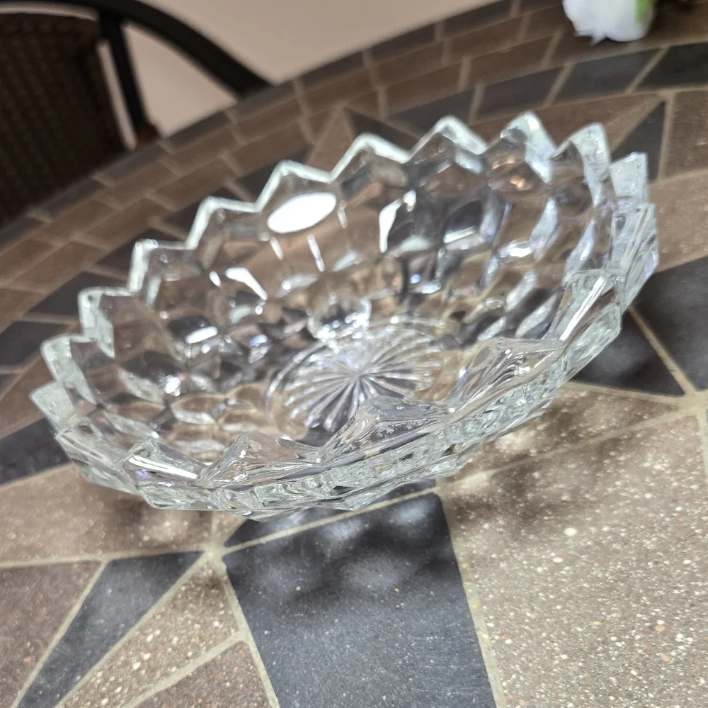 Clear Glass Cubist Tri-Footed Bowl